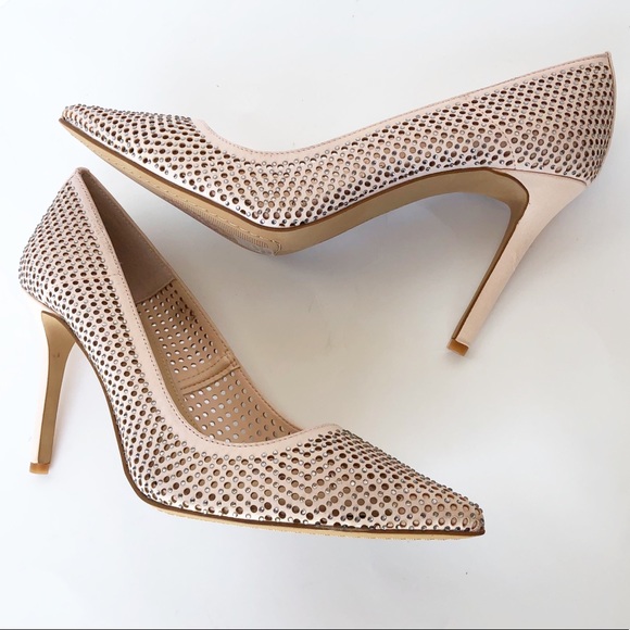 vince camuto sarritah